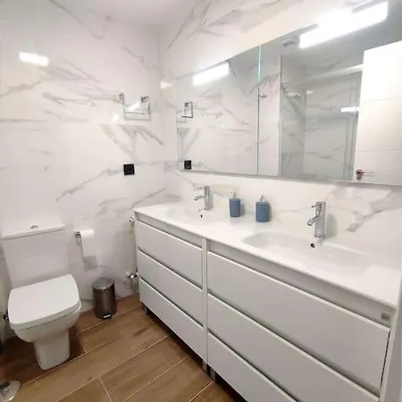 Apartamento Vivienda Alameda De Santiago Santiago de Compostela Exterior foto